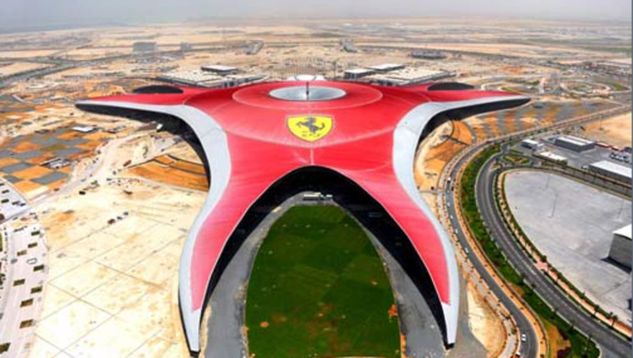 Un an apr s l'ouverture de son circuit de Formule 1 Abu Dhabi s'appr te 