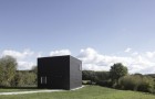 Une maison économique de l'agence Beckmann-N'Thépé en Normandie. La commande d'un couple qui souhaitait une demeure originale pour 100 000 euros. Une maison économique de l'agence Beckmann-N'Thépé en Normandie. La commande d'un couple qui souhaitait une demeure originale pour 100 000 euros.