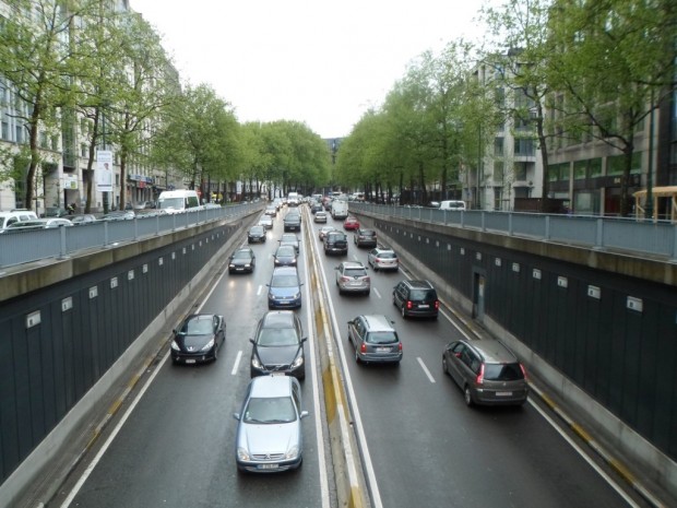 Le Tunnel Rogier symbole d’une ville aménagée pour la voiture.