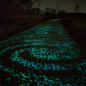 Une Piste Cyclable Phosphorescente aux Pays-Bas - Studio Roosegaarde