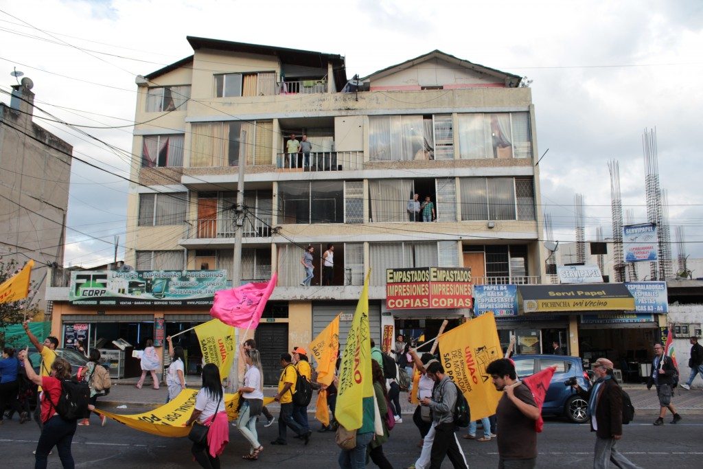 Marche de résistance le jour de l’inauguration de Habitat III, Quito, 17.10.2016